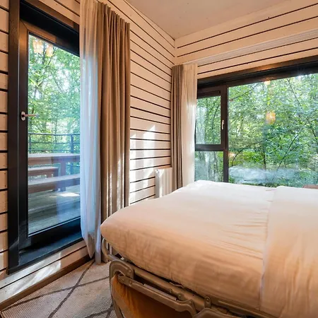 Cozy Forest Retreat Antoing